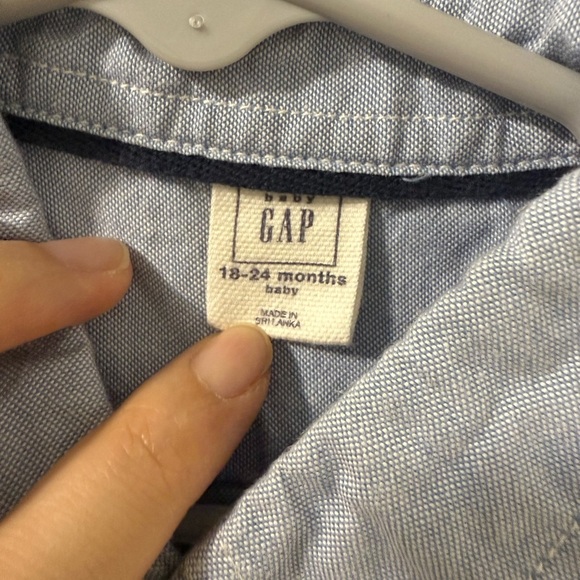 EUC Baby Gap Boy Jumper/Sweater/Button up Bundle - Picture 13 of 16